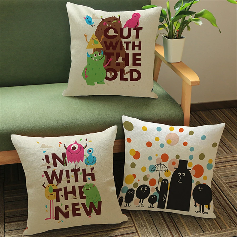 Наволочки для диванов с буквенным рисунком и рисунками героев мультфильмов
