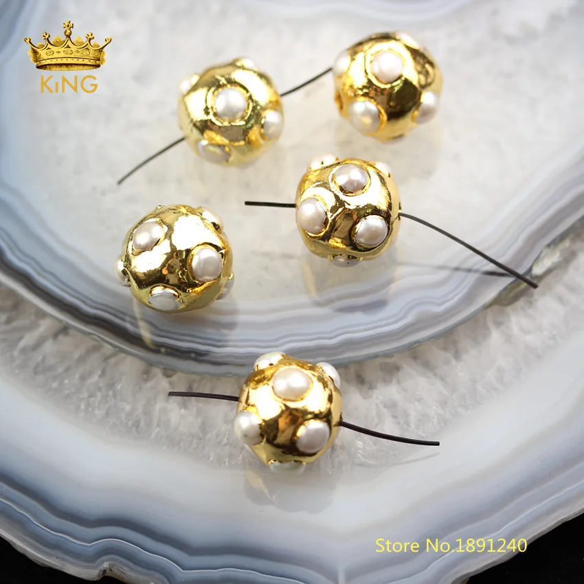 

10pcs/lot 20mm White Pearl Shell with Hole Copper Gold Copper Plating Charms Trendy Pendants Jewelry Findings for Earrings YYF38