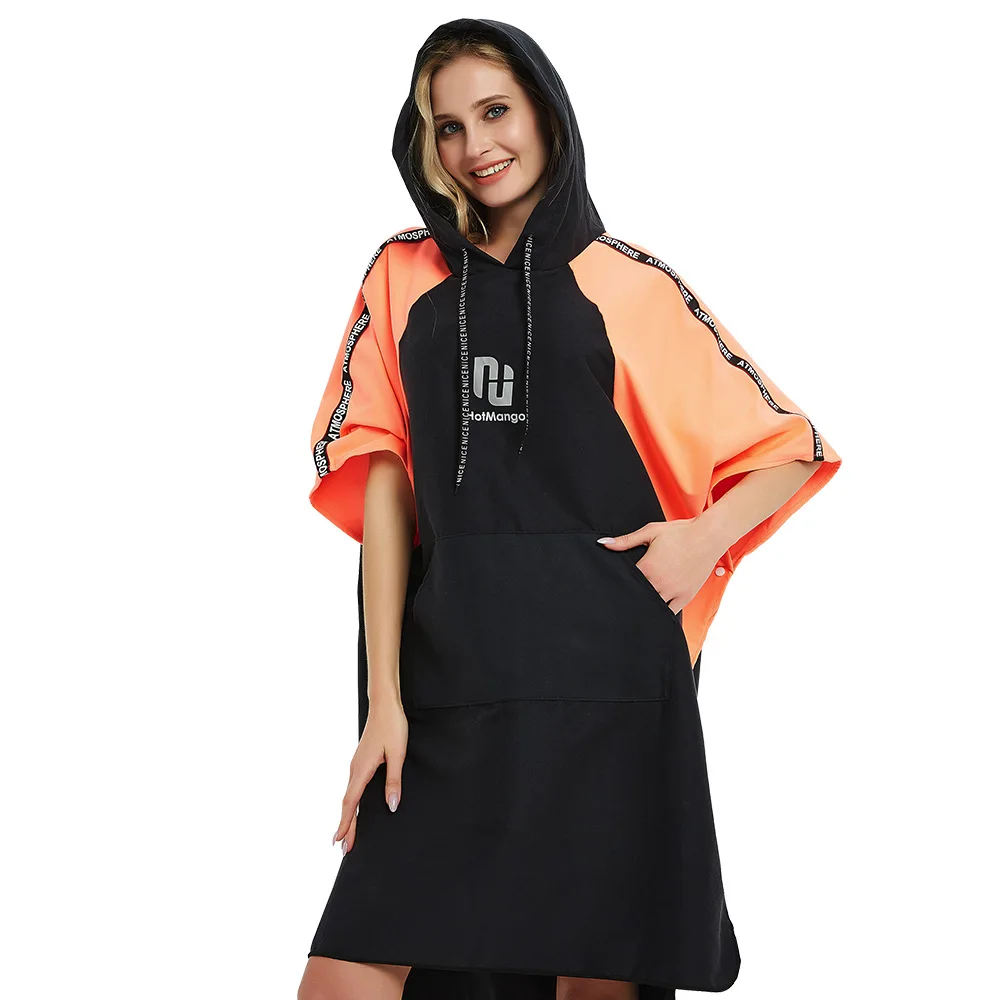 Пляжное полотенце с капюшоном для спорта на открытом воздухе купания