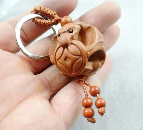 Натуральное красное дерево трехмерная гравировка летучая мышь и деньги брелок