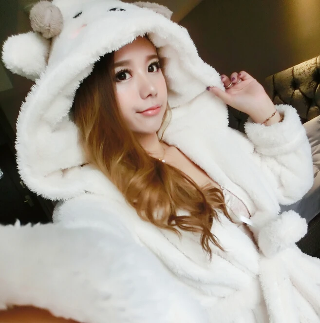 Зимние осенние теплые женские фланелевые халаты халат для ванной косплея овечья