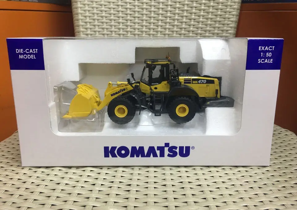 Литая Игрушечная модель 1:50 масштаб UH8114 колесный погрузчик строительные