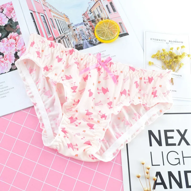 Женские трусики с принтом SP & CITY японские бесшовные из молочного шелка оборками и