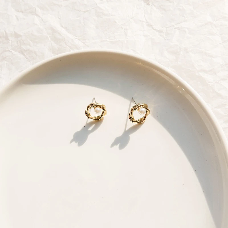 Женские маленькие серьги-гвоздики Золотые серьги модные ювелирные изделия