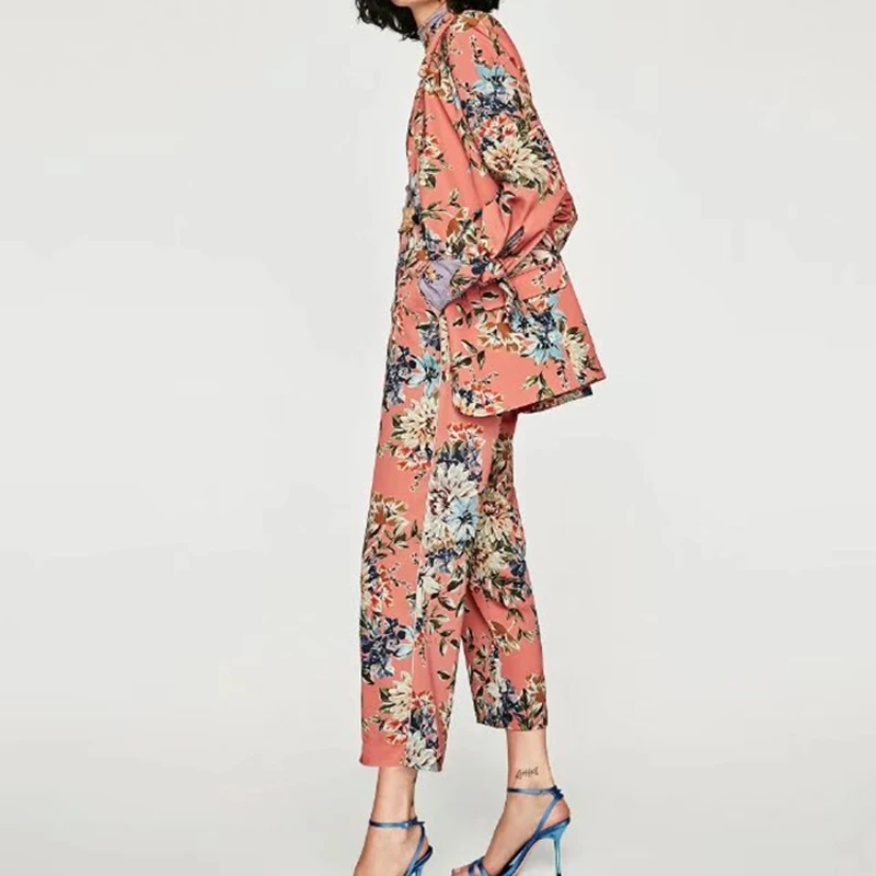 Костюм женский с брюками Новинка лета 2019 модный маленький костюм принтом и