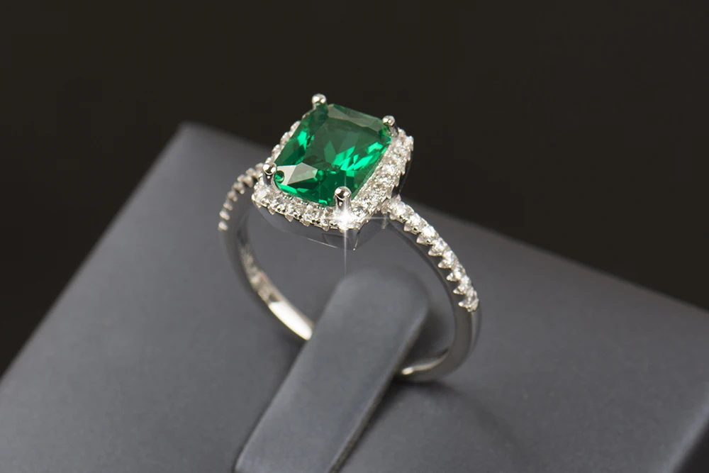 2020 3.0Ct новые модные классические Сверкающее циркониевое натуральный кристалл