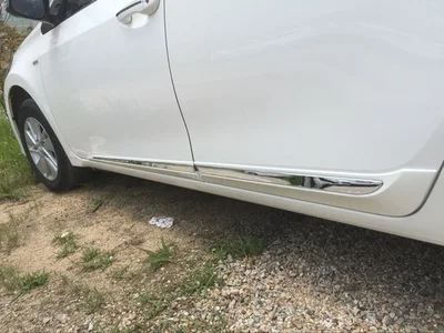 

For 2014-2017 Toyota corolla (E170) ABS Chromed Side Door Body Moulding Trim Protector Streamer Door Body Strip Decoration 4pcs