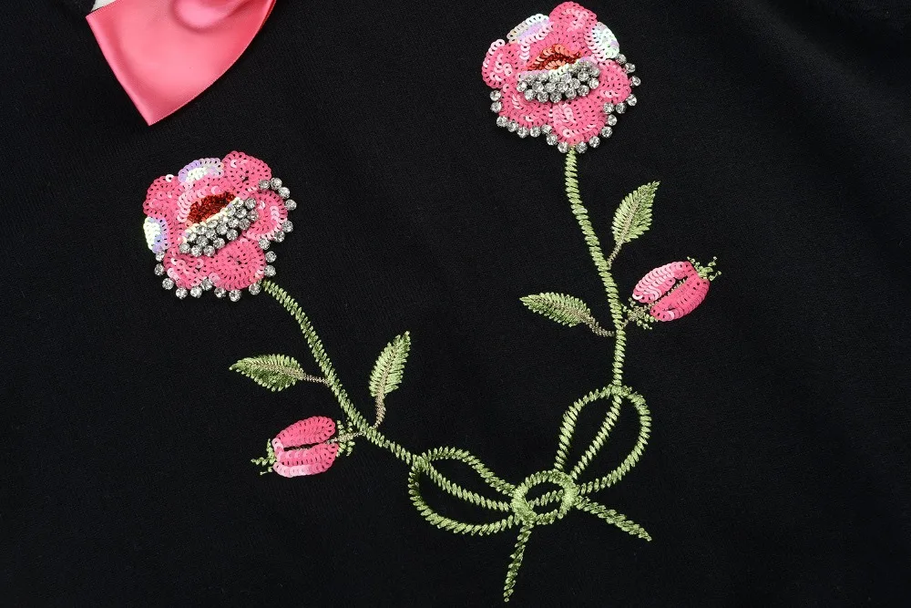 Fashion Runway 2020 Winter Women's Sweaters Embroidery Sequins Diamonds Flower Pullovers Female Knitted Tops Black Thin Clothing | Женская