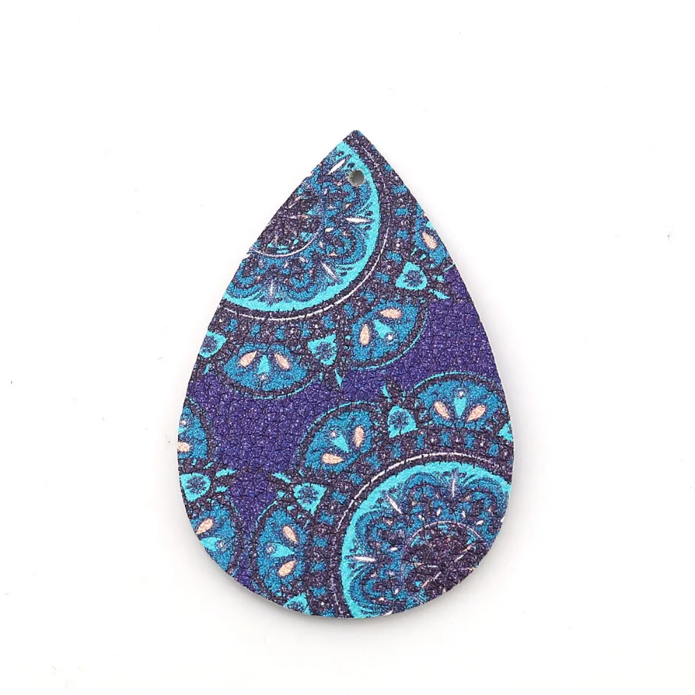 Подвески DoreenBeads из искусственной кожи подвески с цветочным узором в случайном