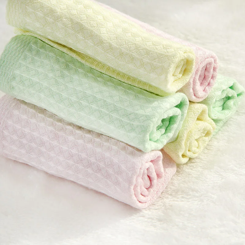 Маленькое квадратное полотенце из бамбукового волокна с Сотами угля для мытья