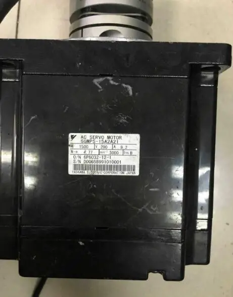 

Servo motor SGMPS-15A2A21 , Used one , 90% appearance new , 3 months warranty , fastly shipping