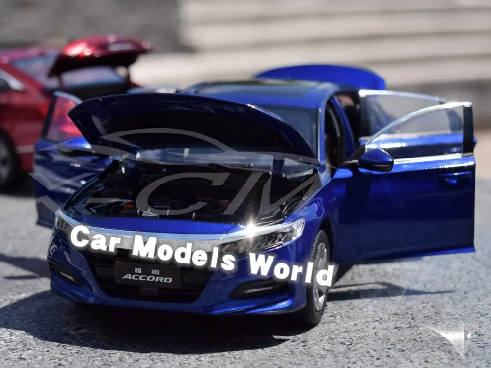 Литая под давлением модель автомобиля для Accord Sport Turbo 10 поколение 1:18(синий)+ маленький подарок