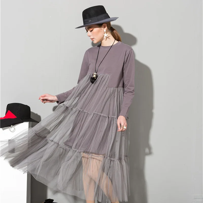 Женское платье LANMREM серое Сетчатое с длинным рукавом и круглым вырезом