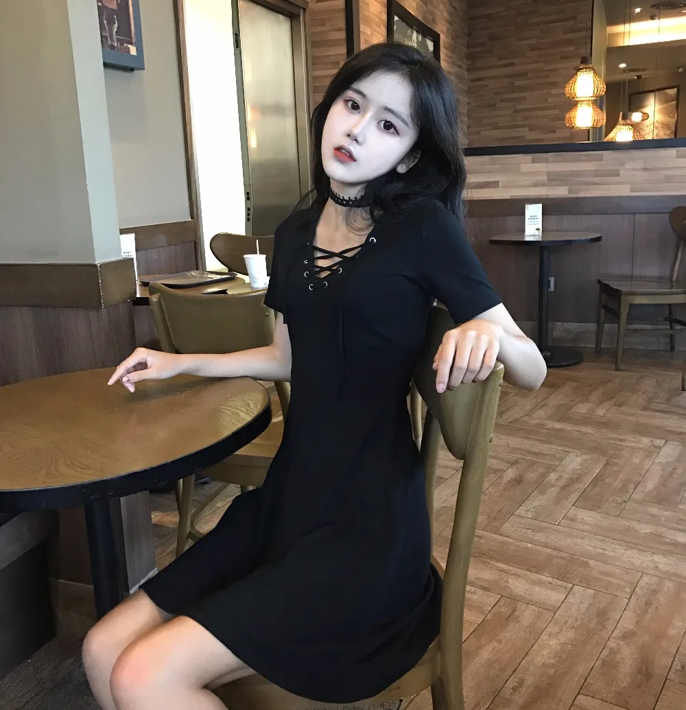 Летнее женское платье Kawaii Ulzzang кружевное тонкое черное с треугольным вырезом и