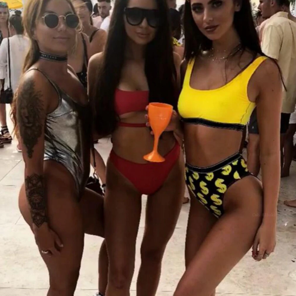 Женский купальник бикини с пуш ап укороченный топ принтом и трусиками на