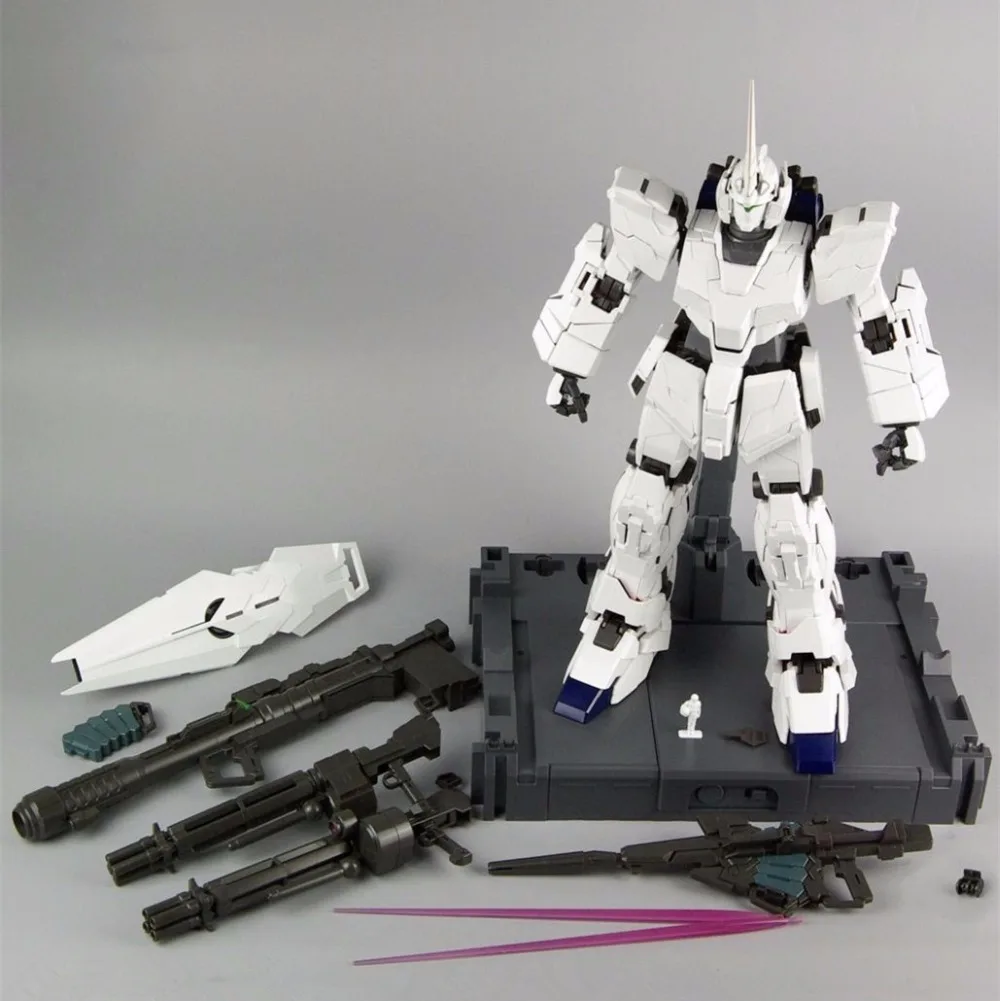

DB model 1/60 PG RX-0 Unicorn assembled Model
