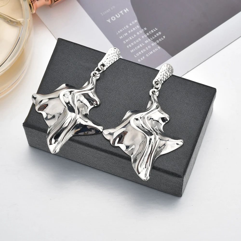 Женские серьги неправильной формы винтажные золотистые/Серебристые модные