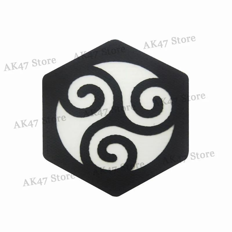 Knot Triskelion Знак Тора ворона узел Triskelion Vegvisir Knoton руля трепет Valknut боевой дух военный тактический Викинг норвежский аппликация значок патч - Цвет: Knot Triskelion