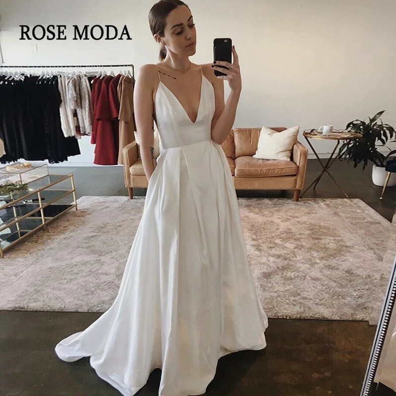 

Rose Moda Deep V Neck Boho Wedding Dresses 2019 Simple Beach Bridal Dresses Custom Make