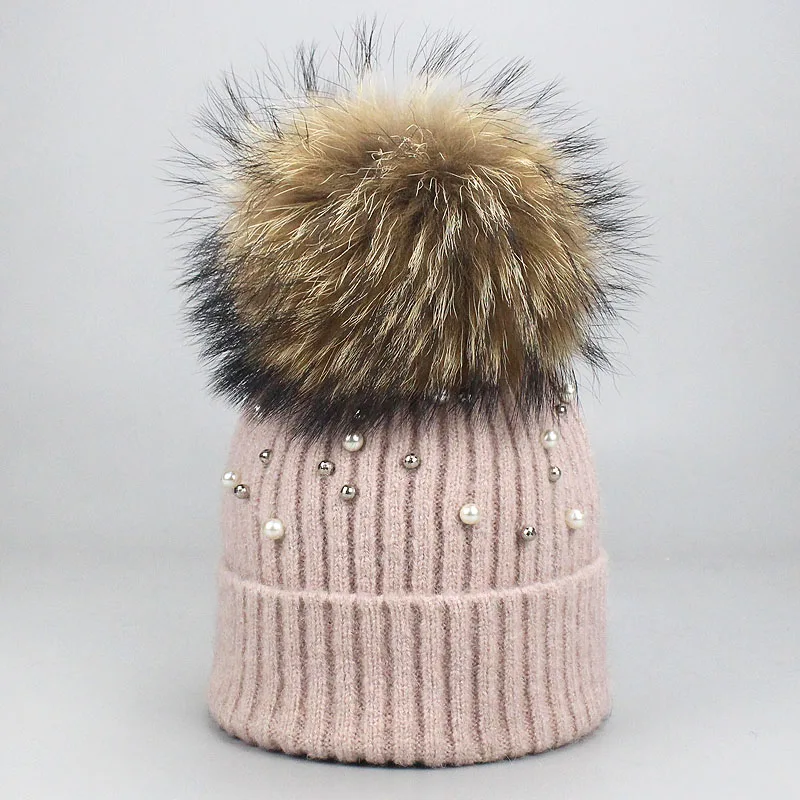 B New Wool Beanies Women Real Natural Fur Pom Poms Fashion Pearl Knitted Hat Girls Female Beanie Cap Pompom Winter Hats for Women - Цвет: B