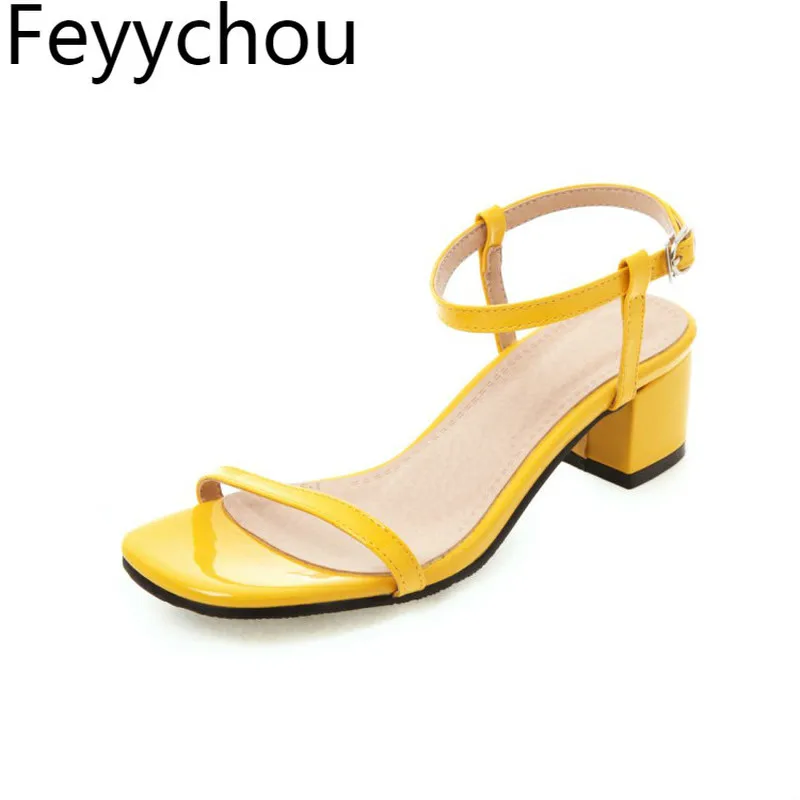 Женская модель каблука с открытым носком толстые каблуки женская 2019 ремешком на