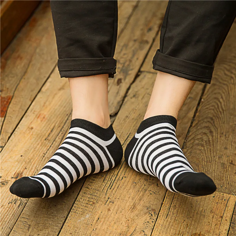 10 Пар/лот черно-белый арт мужчины носки вс-спички бахромой прилив мужские