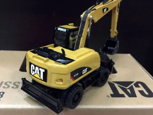 Колесный экскаватор Caterpillar Cat M316D модель 1/50 бренд DIECAST MASTERS #85171|caterpillar cat|model