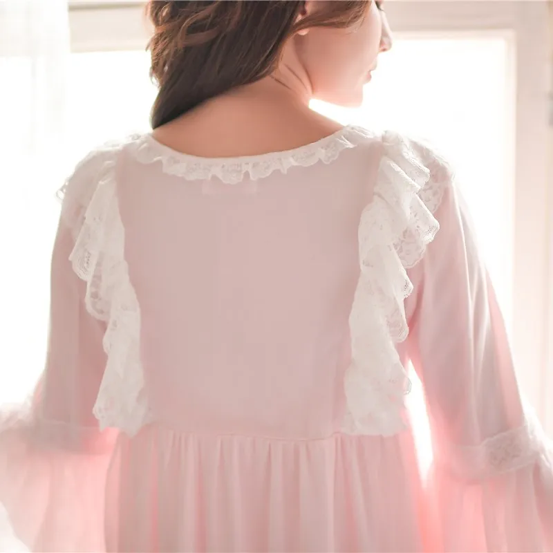 Женское винтажное кружевное платье Элегантная ночная рубашка белого цвета из
