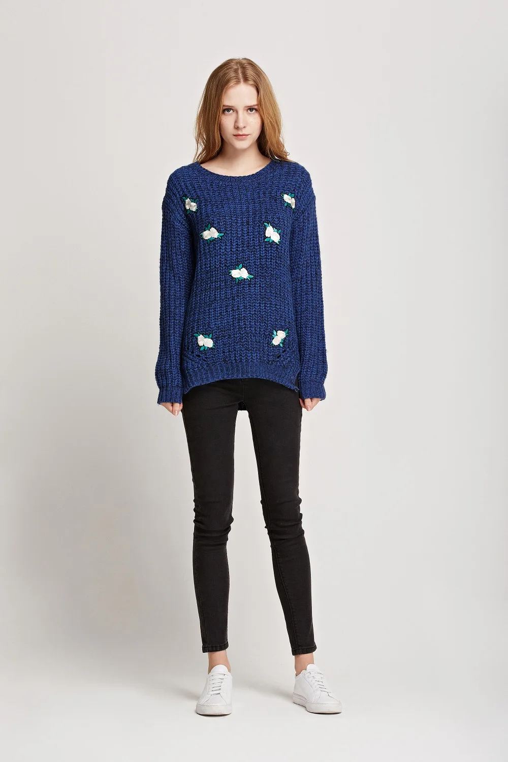 Свободная перевозка женские отдыха свитер вышивка свободные скидка девушка |