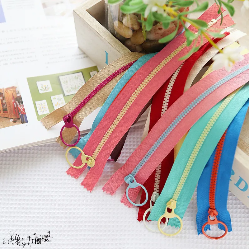 

Tang Tutu 20/30/40CM Smooth And Smooth Collision Candy Color Resin Zipper Lifting Ring Will Ring PULL Head