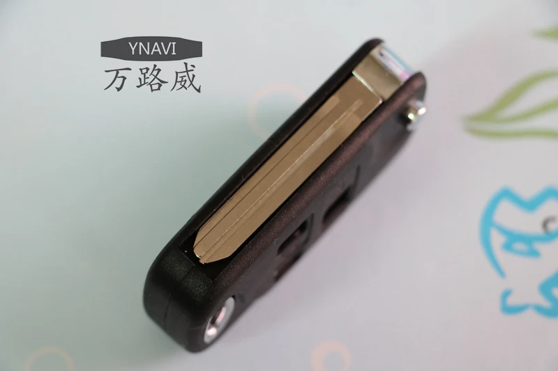 YNAVI Free Shipping Car Key Cover 3 Buttons Fob Replacement Shell Flip Folding Housing Fit For Toyota Camry Toy43 With Logo | Автомобили и