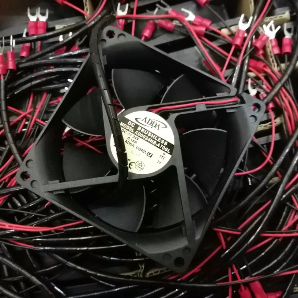 Новый оригинальный подлинный охлаждающий вентилятор ADDA AD0924HB-A70GL 24 В 9025 А