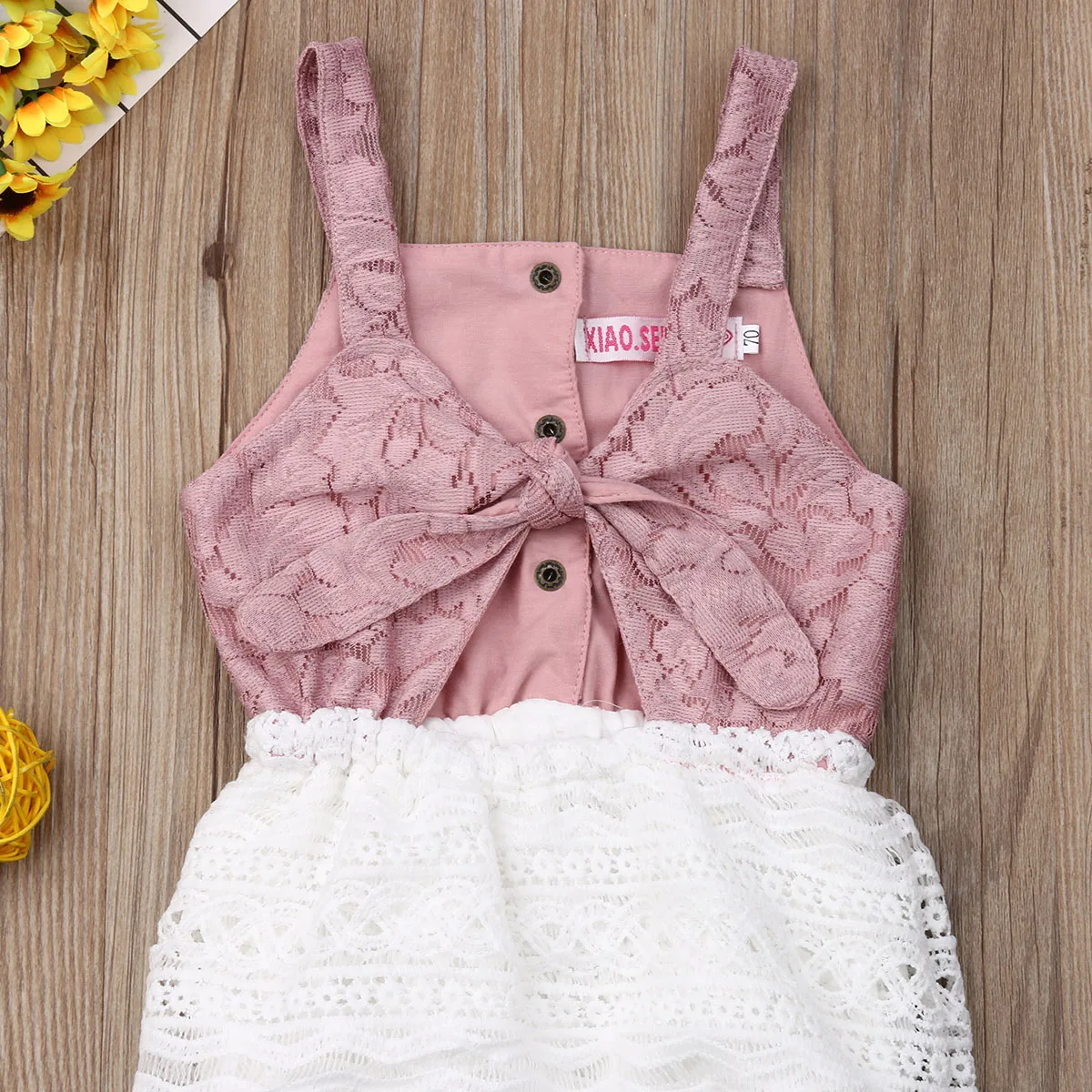 Милый комбинезон для новорожденных девочек кружевной с кисточками без рукавов