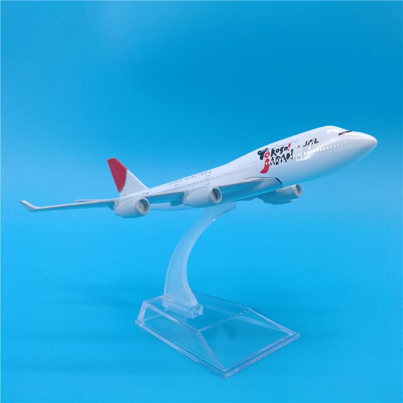 Модель самолета 16 см японские авиакомпании модель Боинг 777 из литого металла JAL B777