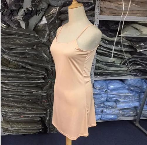 ВЗЛЕТНО посадочной полосы 2018 Вечеринка платья для женщин великолепные Половина