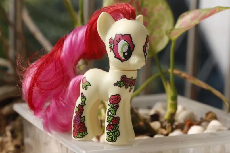 Высота 8 см маленькая лошадка boneca ПВХ фигурка виниловая кукла Ограниченная серия игрушки Collcetion модель детские игрушки лучшие подарки