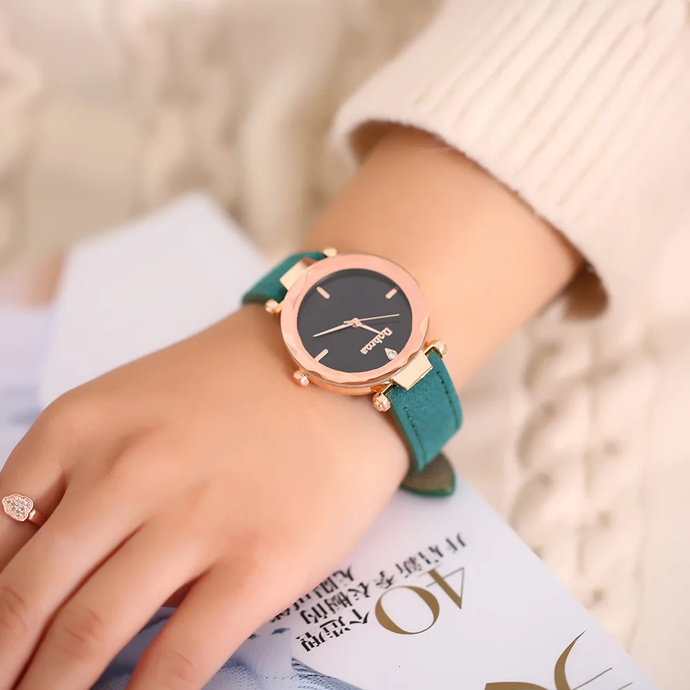 

woman watch 2019 luxury brand crystal watch women's fashion casual leather wrist watches for ladies quartz watch clock kol saati