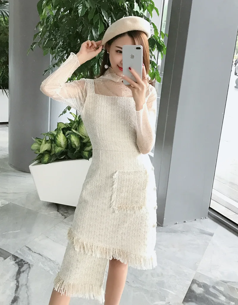 2017 autumn and winter women's high-necked shirt + fringed tweed strap dress two-piece |