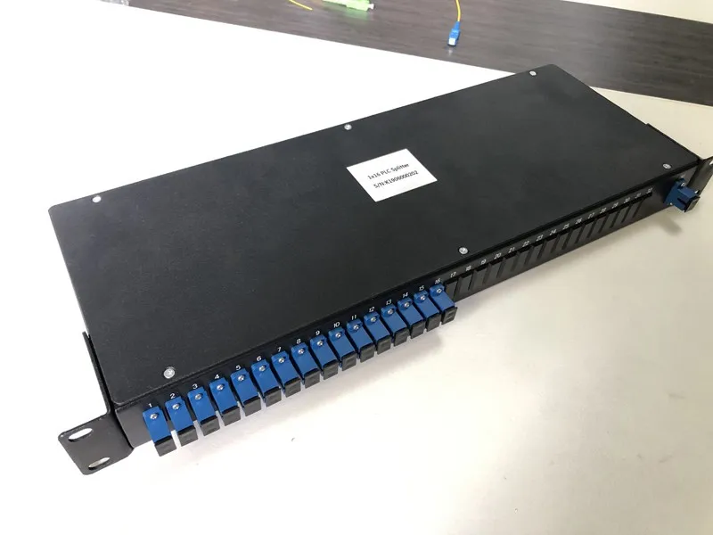 Установка на стойке PLC сплиттер 1 U Высота 19 дюймов 8 каналов 16 32 опционально SC APC/UPC