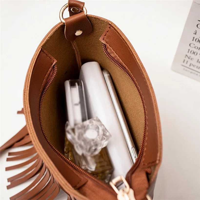 

2018 Fashion Scrub Women Flap Bag Vintage Tassel Messenger Bag High Quality Retro Shoulder Bag Simple Crossbody Bag Tote