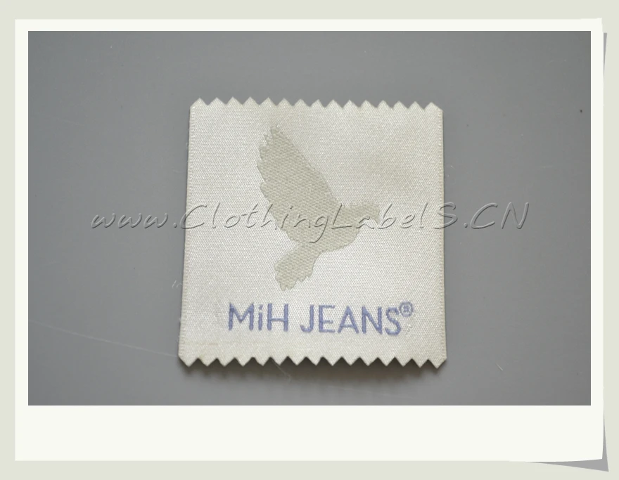 

Пользовательские этикетки для одежды, лазерная вырезка, для джинсовой этикетки, штамповочная тканая этикетка с логотипом в форме