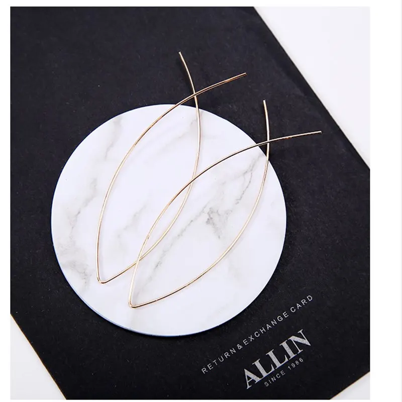 Бесплатная доставка 1 пара женская простая брошь в форме рыбки звезды серьги для