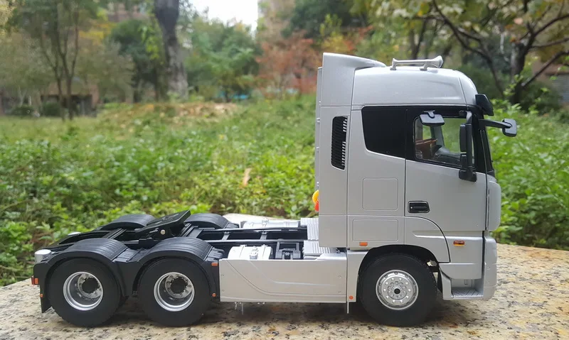 Коллекционная модель из сплава в масштабе 1:24 Foton daiпредоставитель Auman EST A грузовик