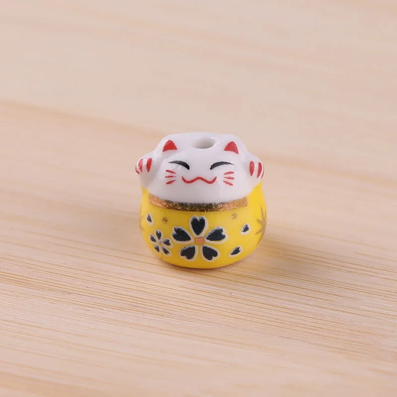 Yellow Diy ручной работы из бисера цветные керамические бусины окрашенные lucky cat свободные бусины супер милый котенок Шарм - Цвет: Yellow