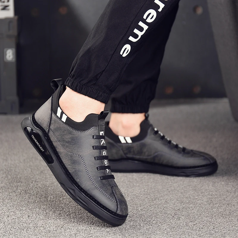 

2020 Man Fashion Leather Shoes British Casual Shoes New Autumn Winter Fleeces Inner Youth Leisure Leather Shoes