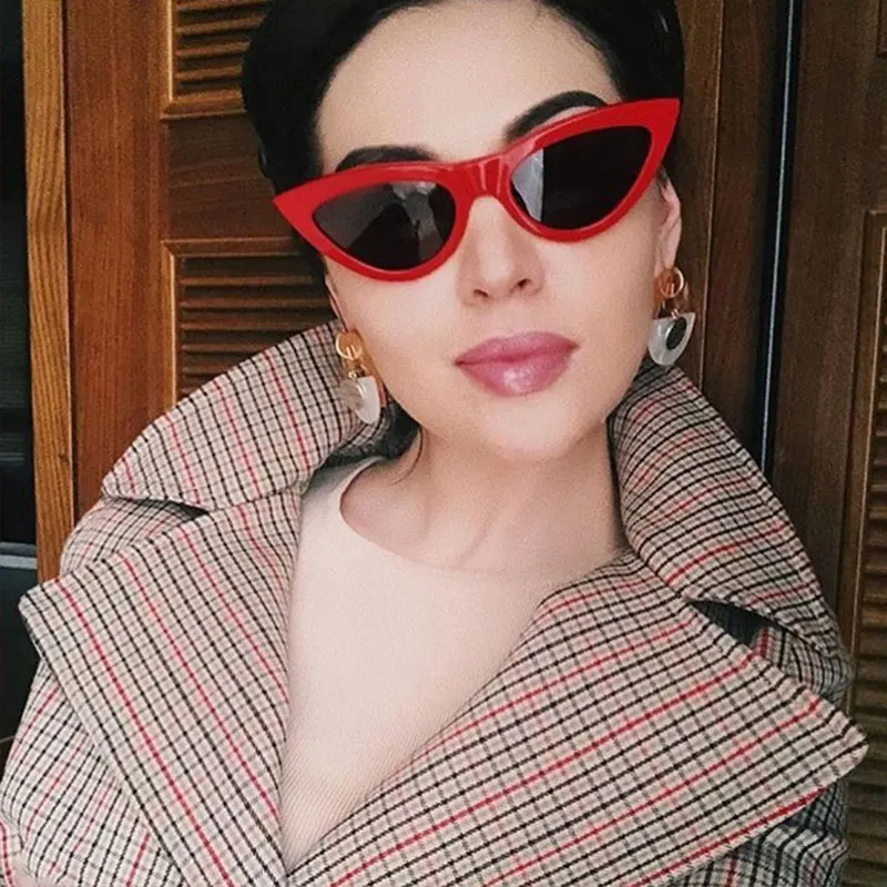 Женские солнцезащитные очки кошачий глаз винтажные брендовые маленькие UV400