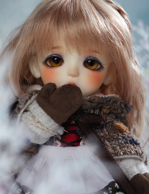 

Makeup&eyes Included!Top Quality 1/8 bjd The Snow Queen ver. Lea [Gerda] Baby Doll 16cm Hot Toy Kids Best Gift Resin Recast