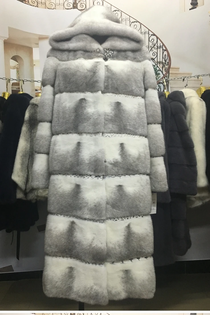 Г. Новые Женские норки пальто с мехом длинные женские куртки модные