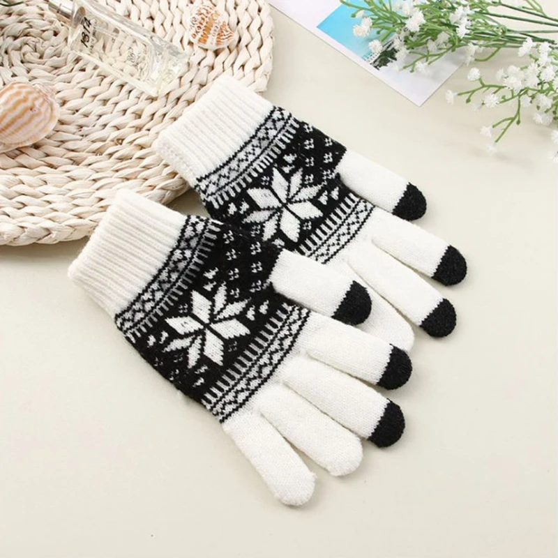 

Unisex Winter Warm Snowflake Print Thick Touch Screen Knit Stretch Glovess Winter Daily Wear New