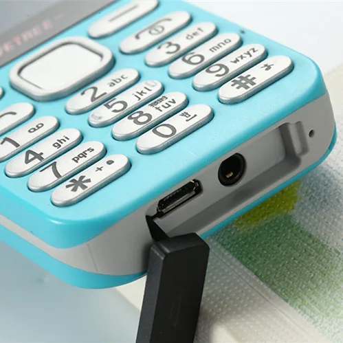 Большой голос A10 мобильный телефон 2 4 дюйма Dual SIM MP3 Камера Bluetooth Металла Мини Спорт